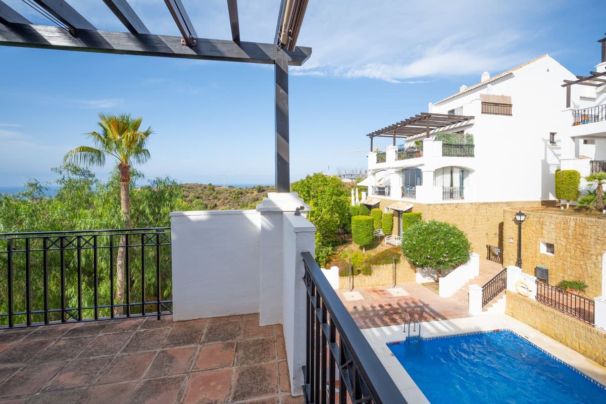 Penthouse Duplex in Altos de los Monteros — photo 4 of 10