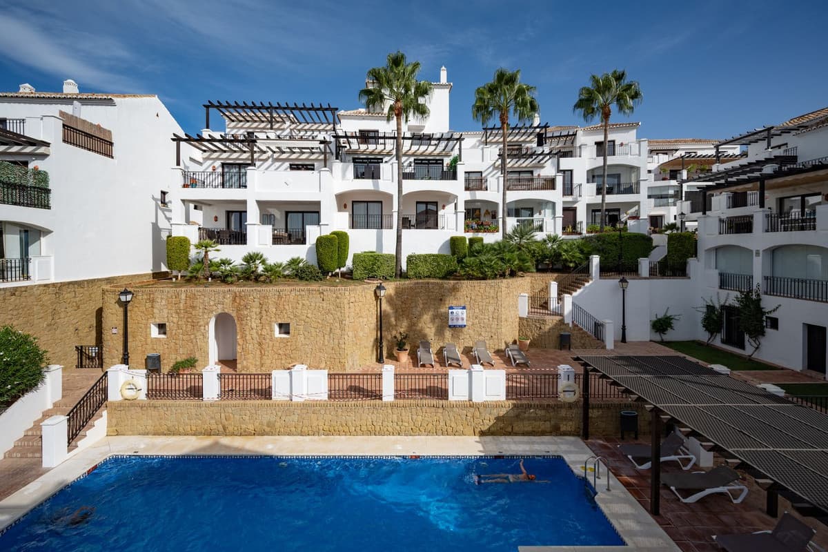 Penthouse Duplex in Altos de los Monteros — photo 5 of 10