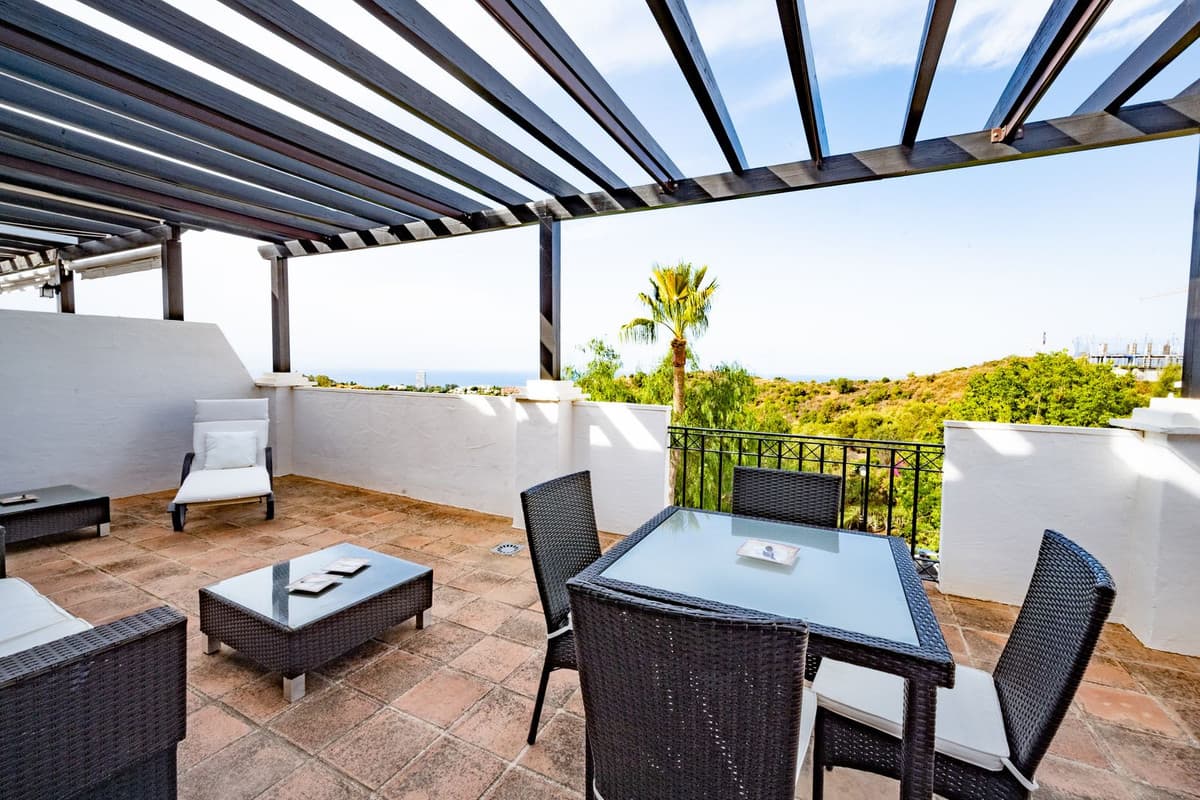 Penthouse Duplex in Altos de los Monteros — photo 6 of 10