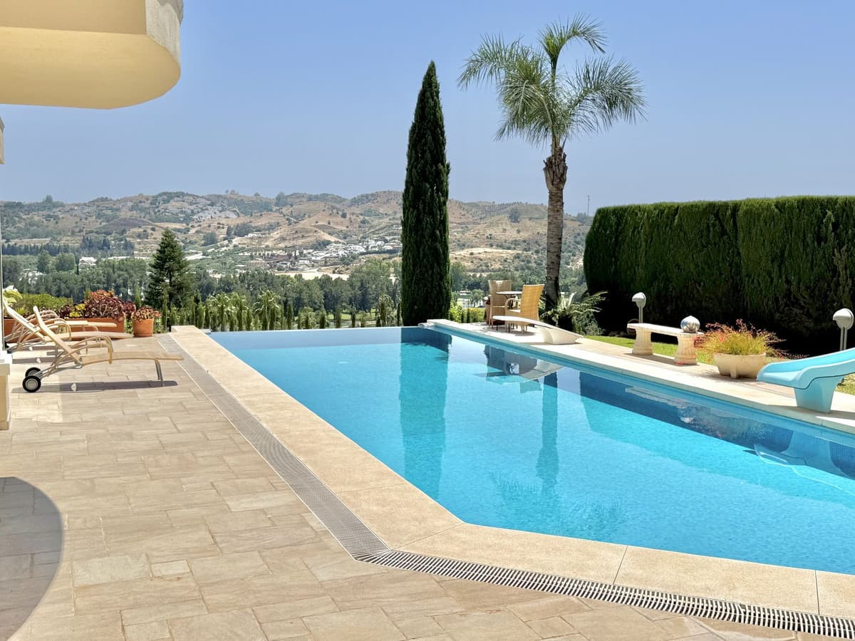 Detached Villa in Mijas Golf — photo 3 of 10