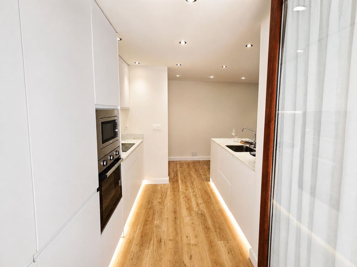 Middle Floor Apartment in La Duquesa — photo 7 of 10
