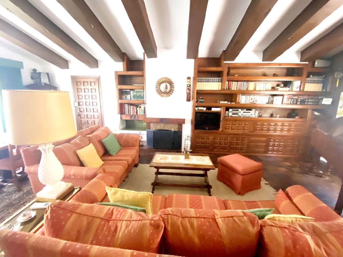 Detached Villa in Fuengirola — photo 9 of 10