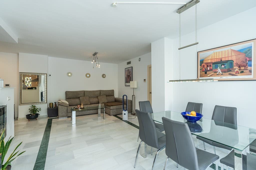 Ground Floor Apartment in Marbella — photo 6 of 10