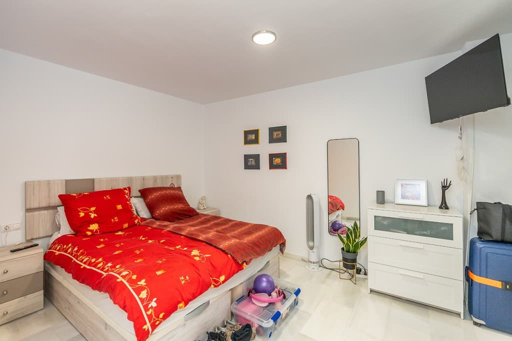 Ground Floor Apartment in Marbella — photo 7 of 10