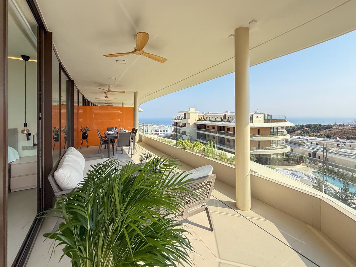 Top Floor Apartment in Fuengirola — photo 2 of 10