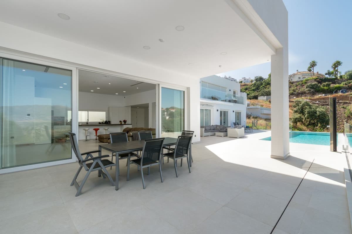 Detached Villa in La Mairena — photo 7 of 10