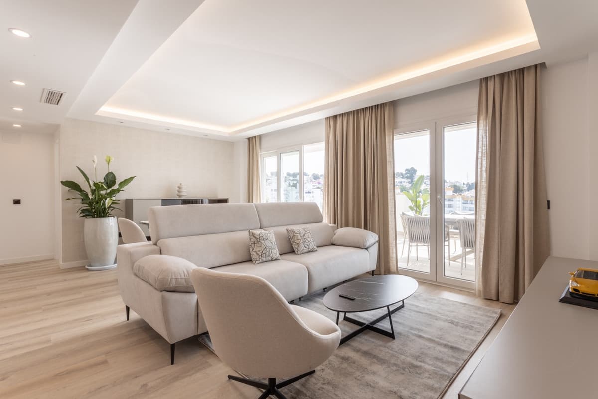 Middle Floor Apartment in Nueva Andalucía — photo 2 of 10