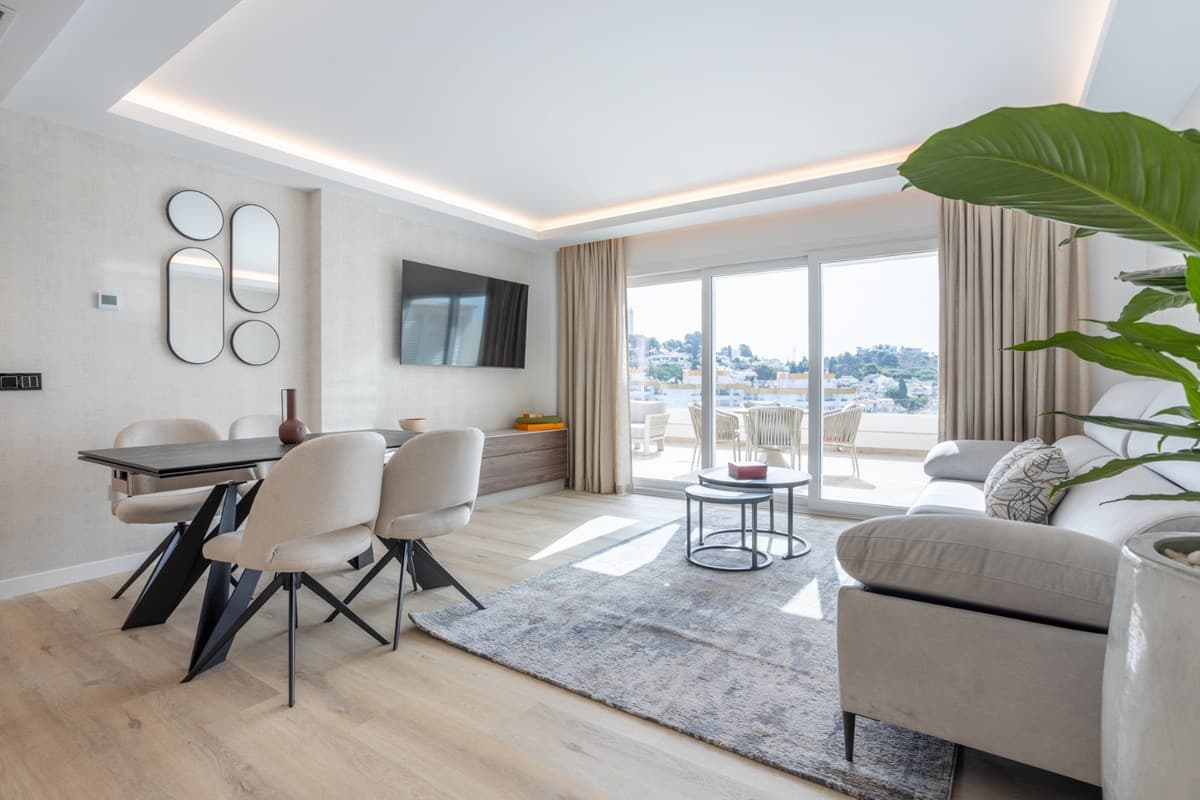 Middle Floor Apartment in Nueva Andalucía — photo 1 of 10