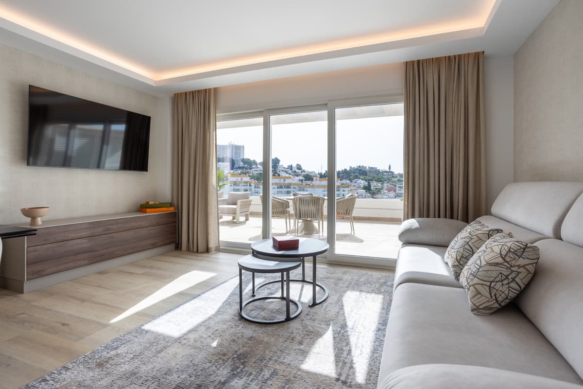Middle Floor Apartment in Nueva Andalucía — photo 5 of 10