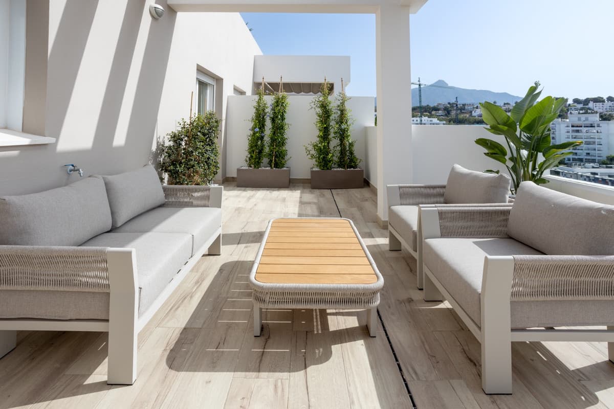 Middle Floor Apartment in Nueva Andalucía — photo 10 of 10