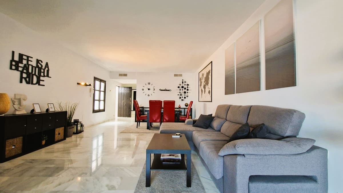 Top Floor Apartment in Puerto Banús — photo 5 of 10