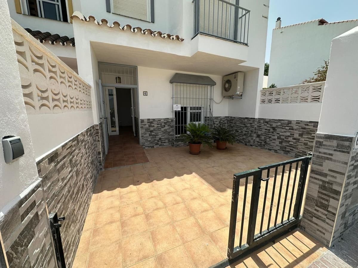 Townhouse in Manilva — photo 5 of 10