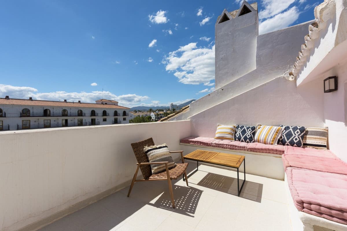 Townhouse in Nueva Andalucía — photo 8 of 10