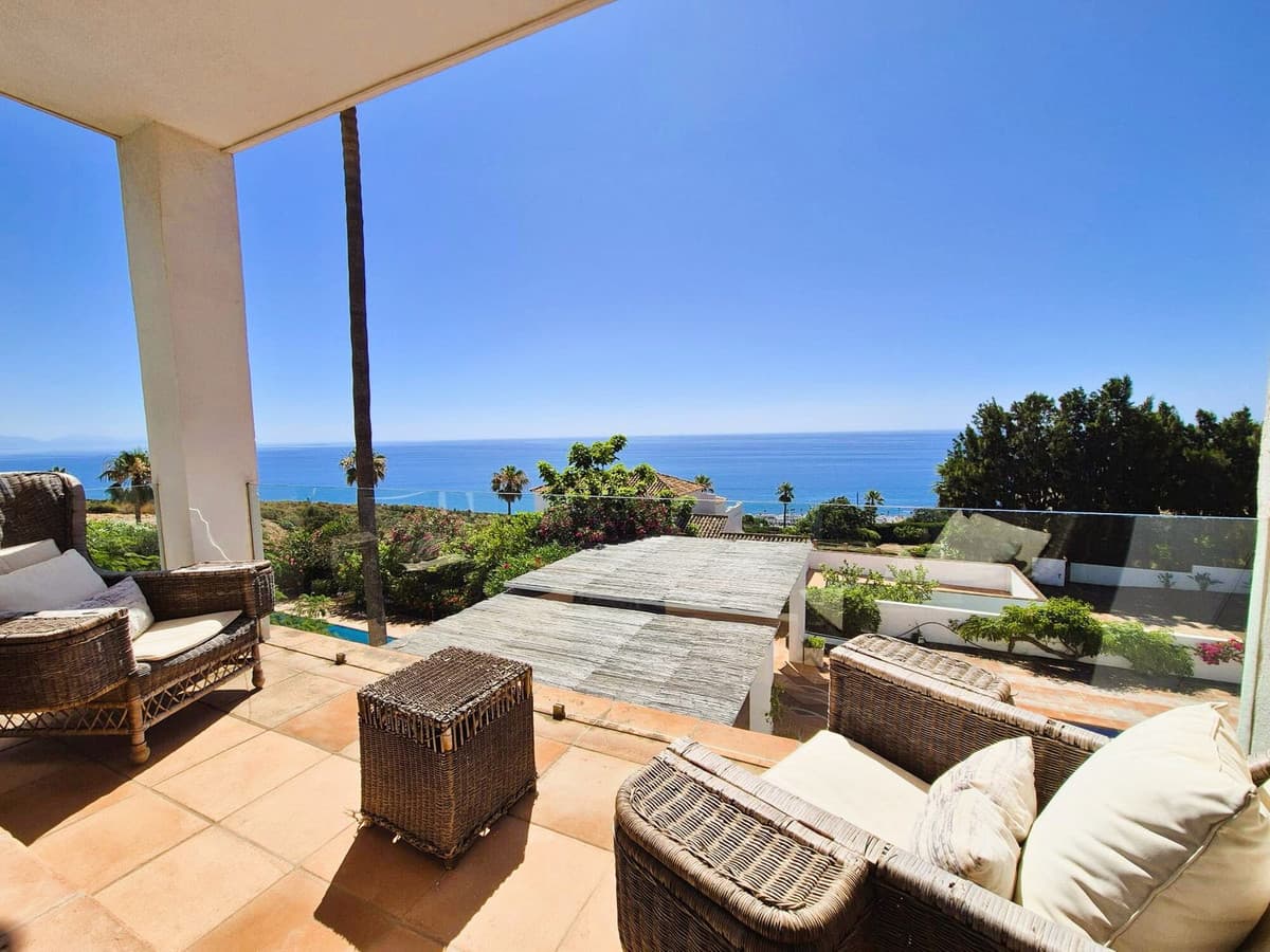 Detached Villa in Manilva — photo 1 of 10