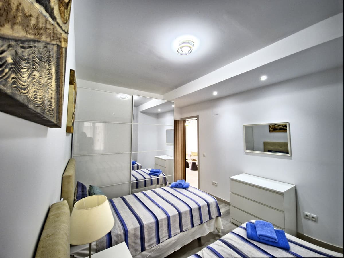 Middle Floor Apartment in Marbella — photo 9 of 10