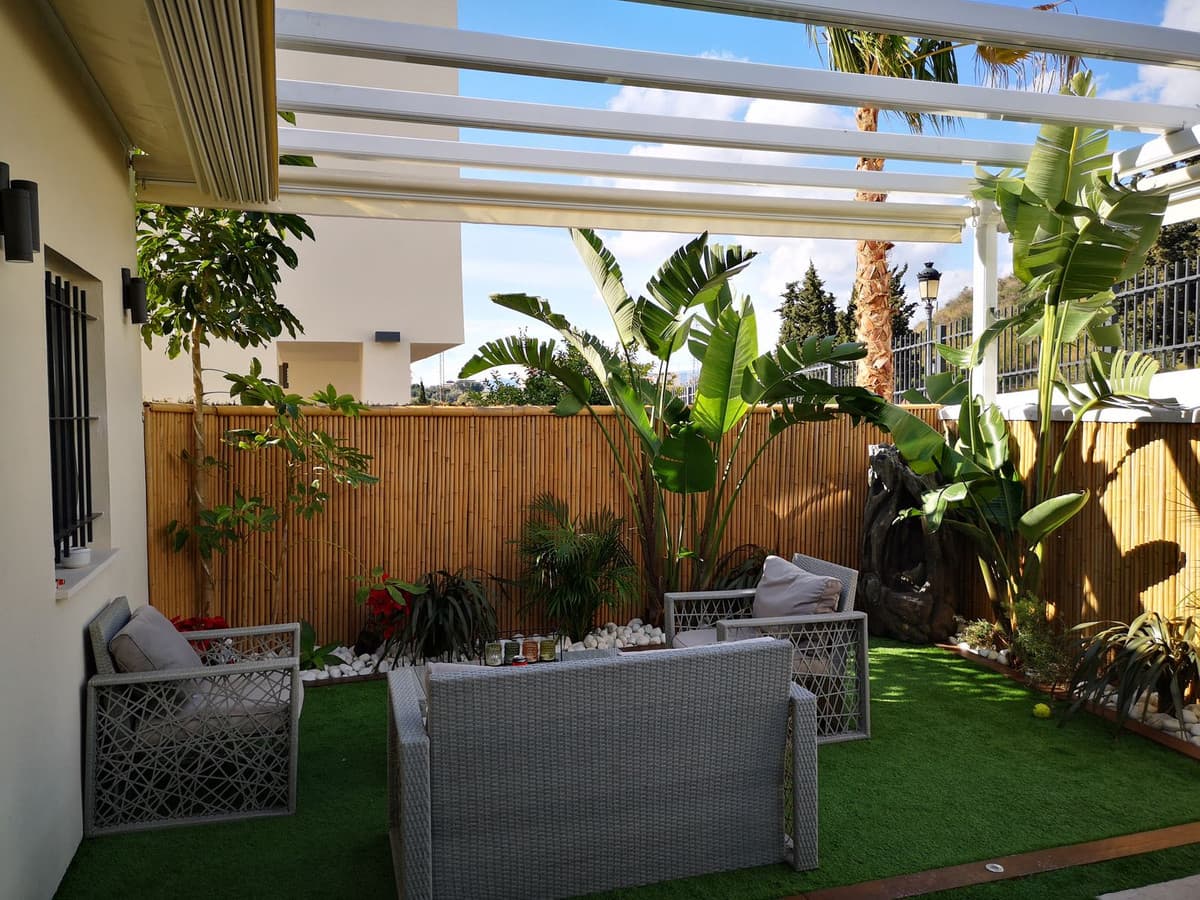 Semi-Detached House in Estepona — photo 1 of 10