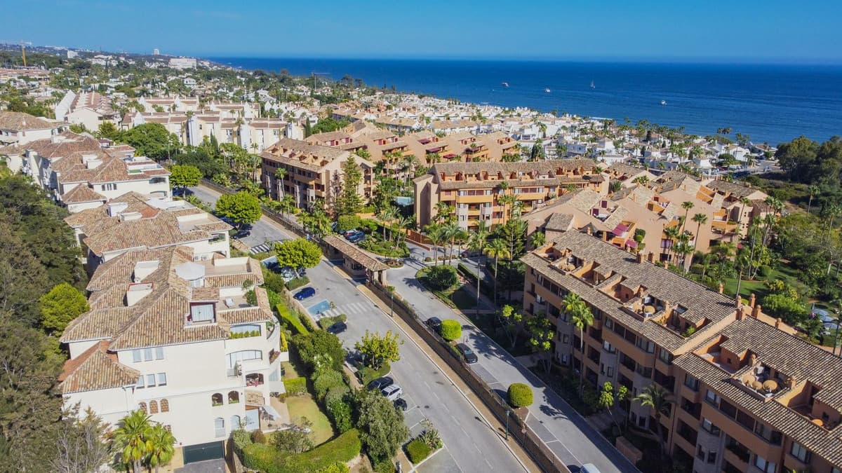 Penthouse Duplex in Bahía de Marbella — photo 3 of 10