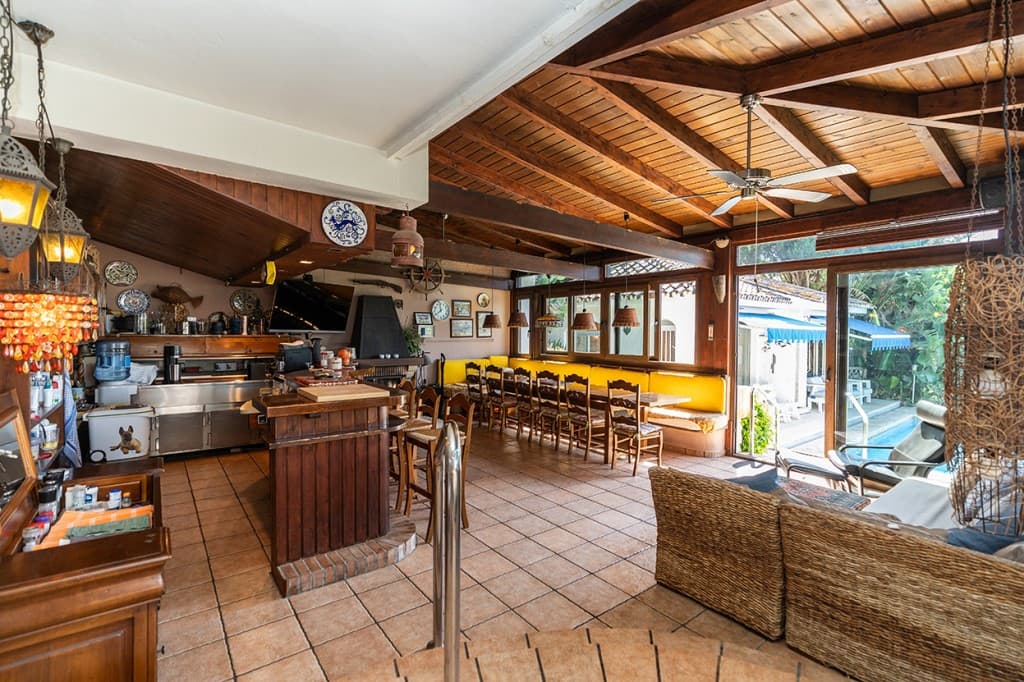 Detached Villa in Marbesa — photo 4 of 10