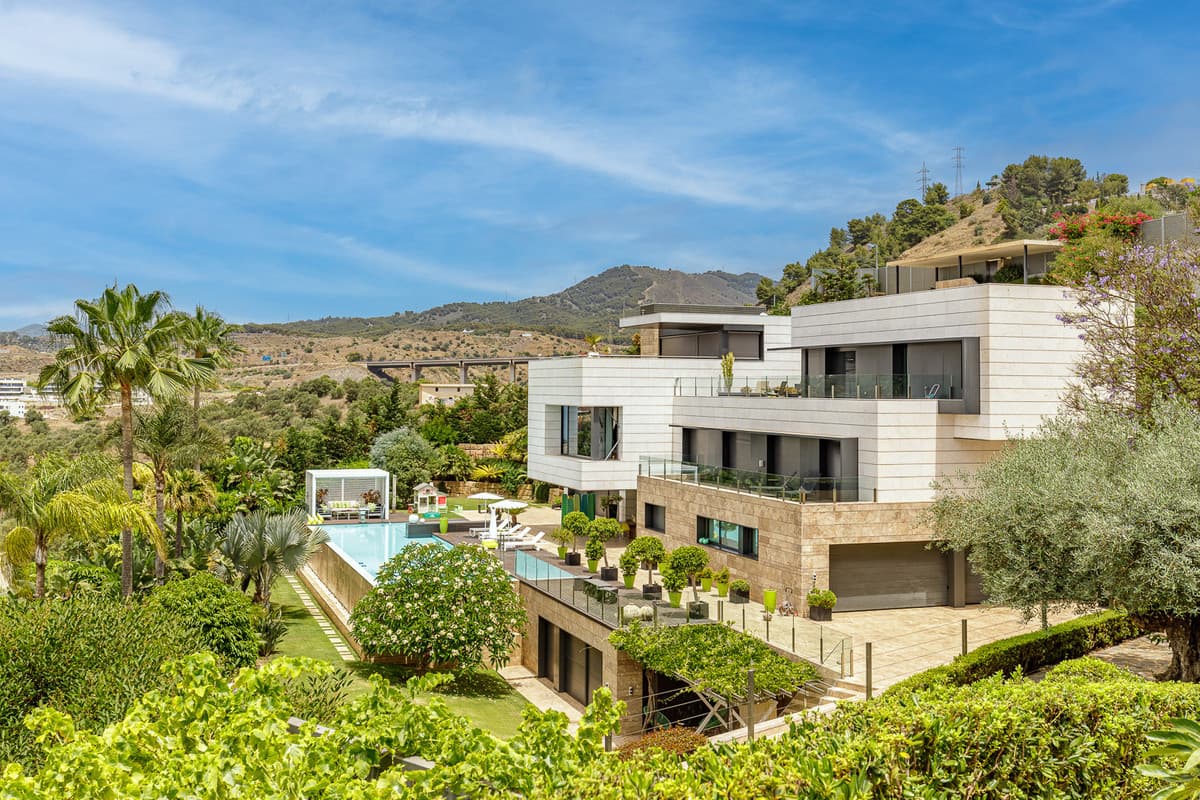 Detached Villa in Málaga Este — photo 3 of 10