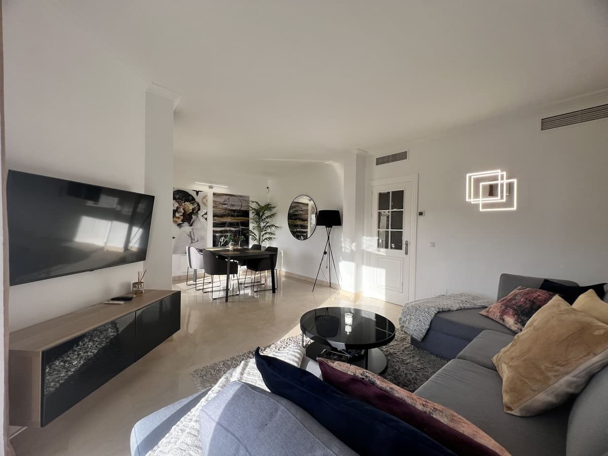 Penthouse Duplex in La Quinta — photo 7 of 10