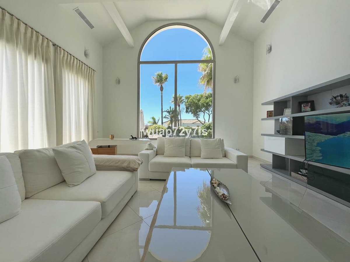 Detached Villa in Sotogrande — photo 5 of 10