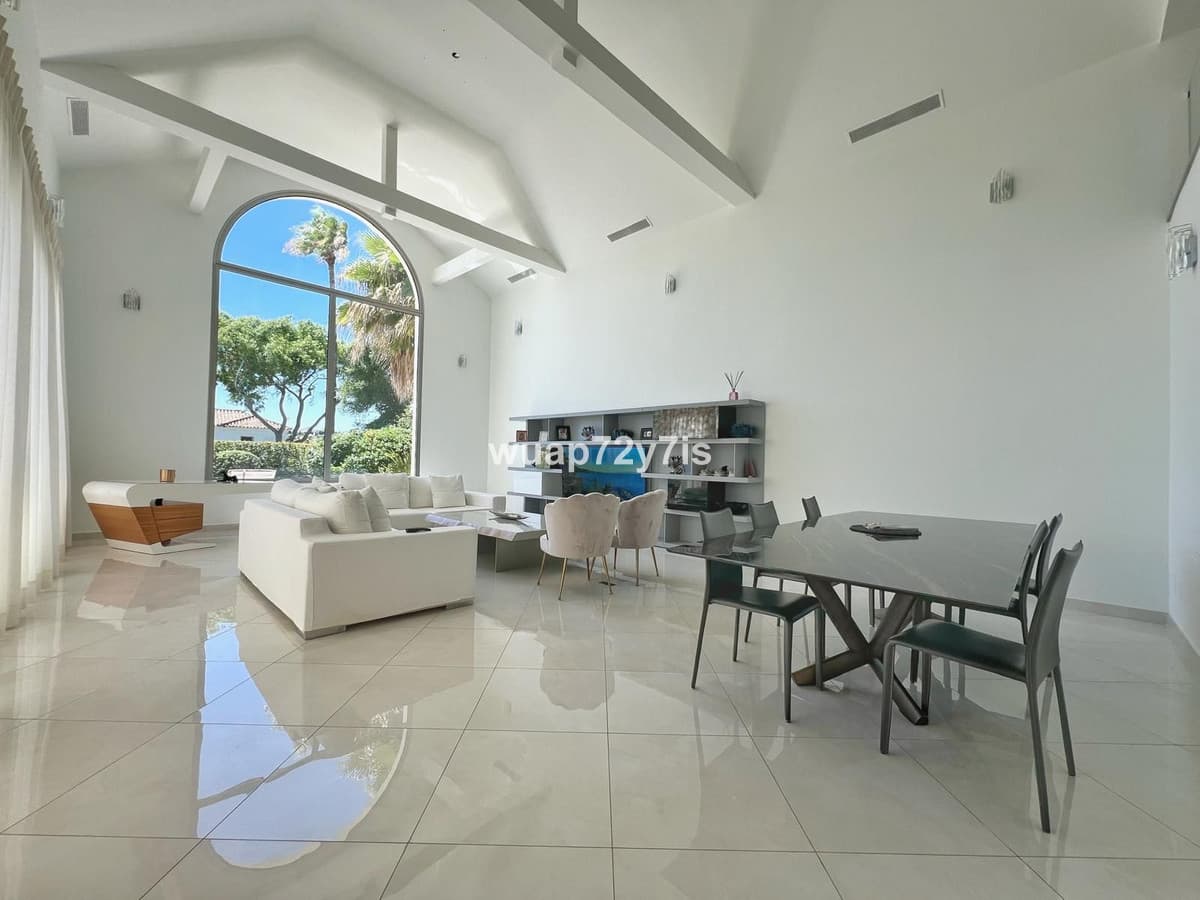 Detached Villa in Sotogrande — photo 7 of 10