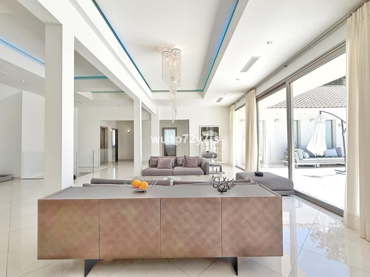 Detached Villa in Sotogrande — photo 9 of 10