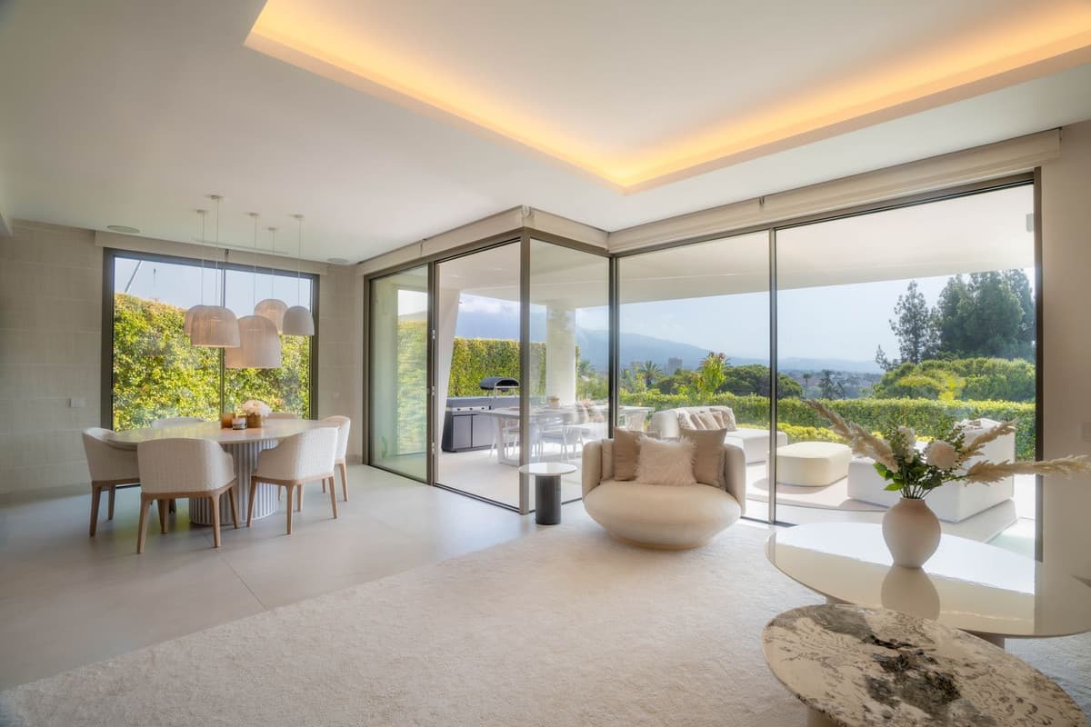 Detached Villa in Nueva Andalucía — photo 4 of 10