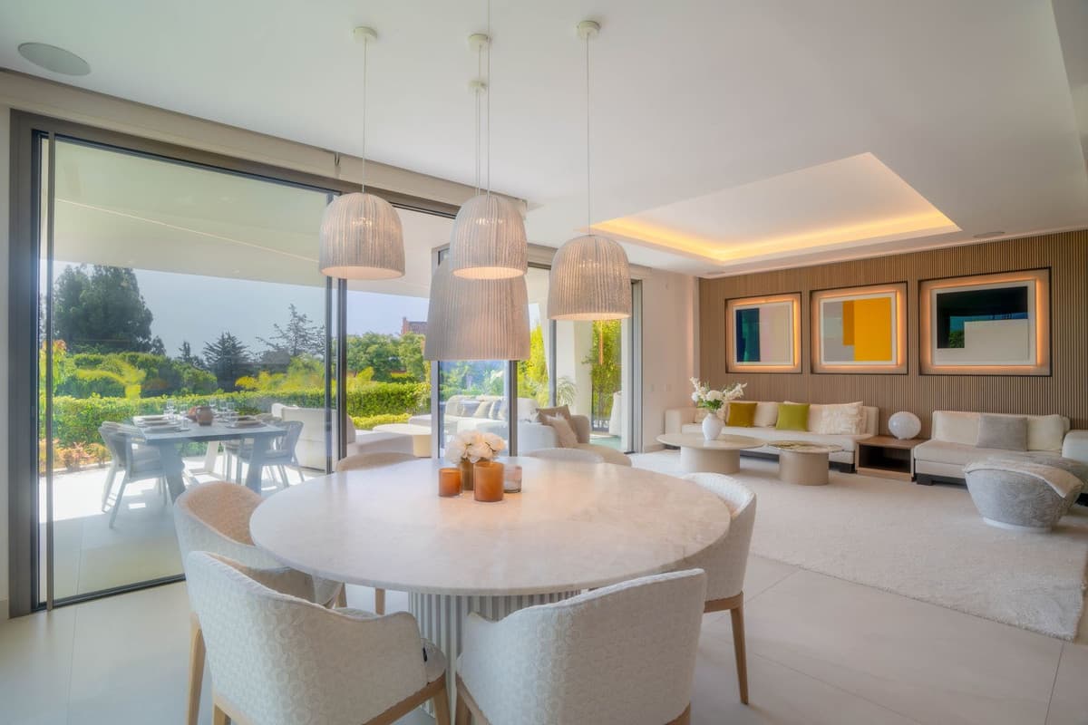Detached Villa in Nueva Andalucía — photo 8 of 10