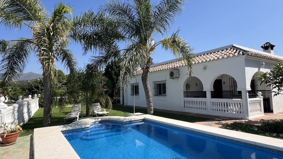 Cortijo in Estepona — photo 2 of 10