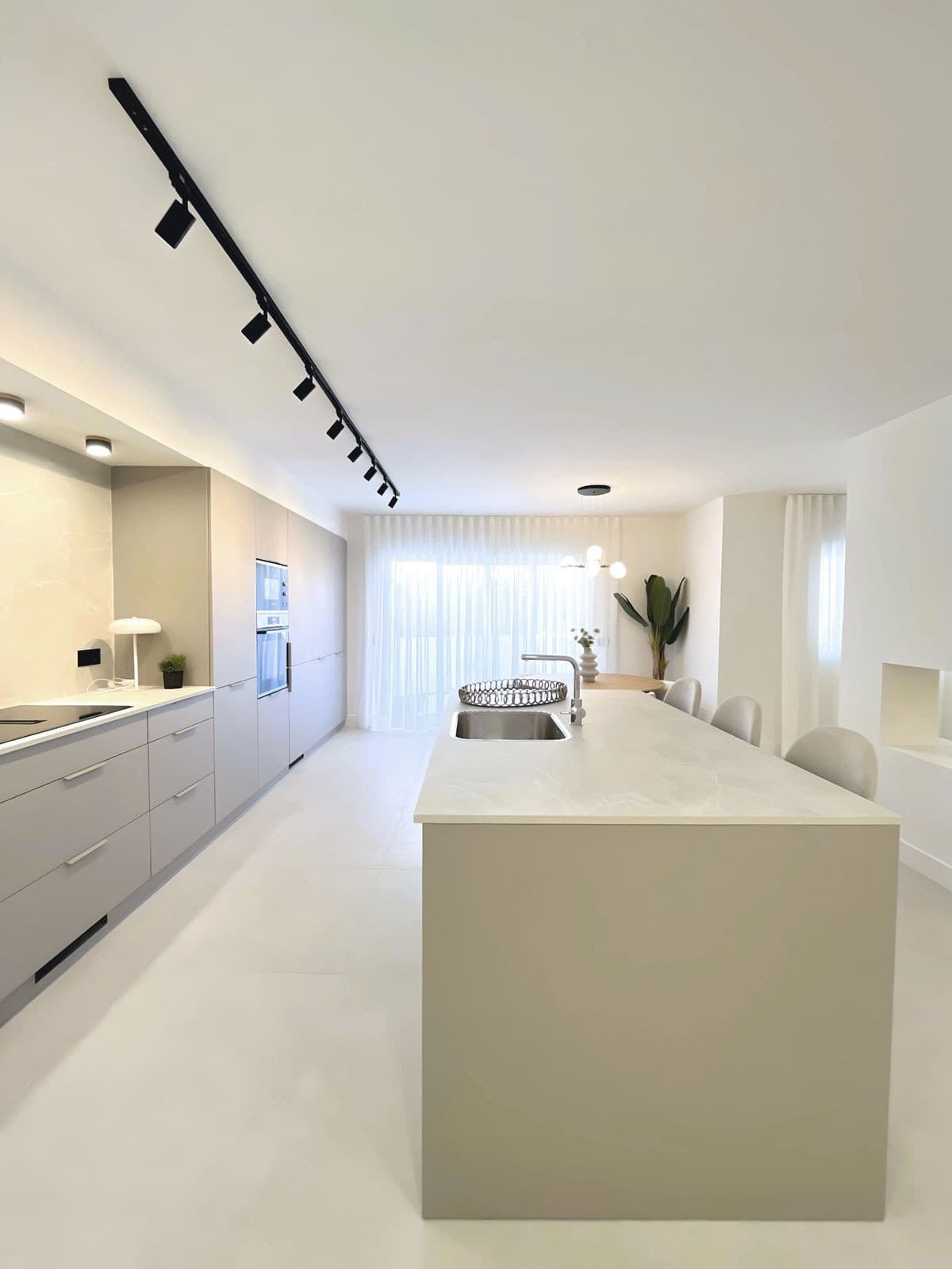 Ground Floor Apartment in Nueva Andalucía — photo 9 of 10