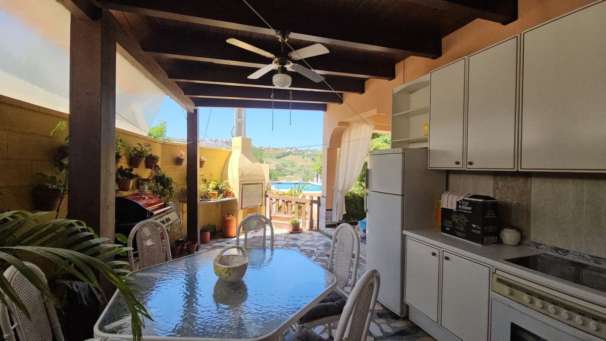 Detached Villa in Casares — photo 6 of 10