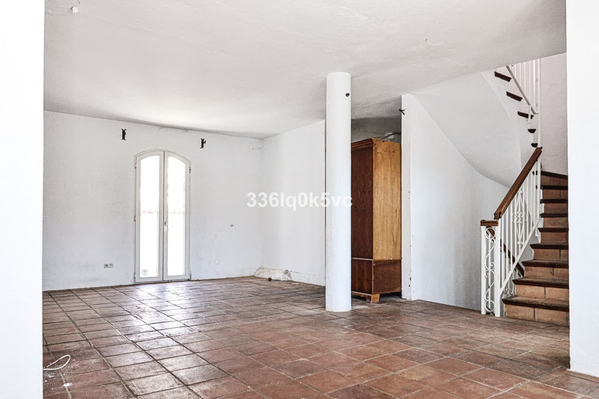 Townhouse in Benahavís — photo 4 of 10