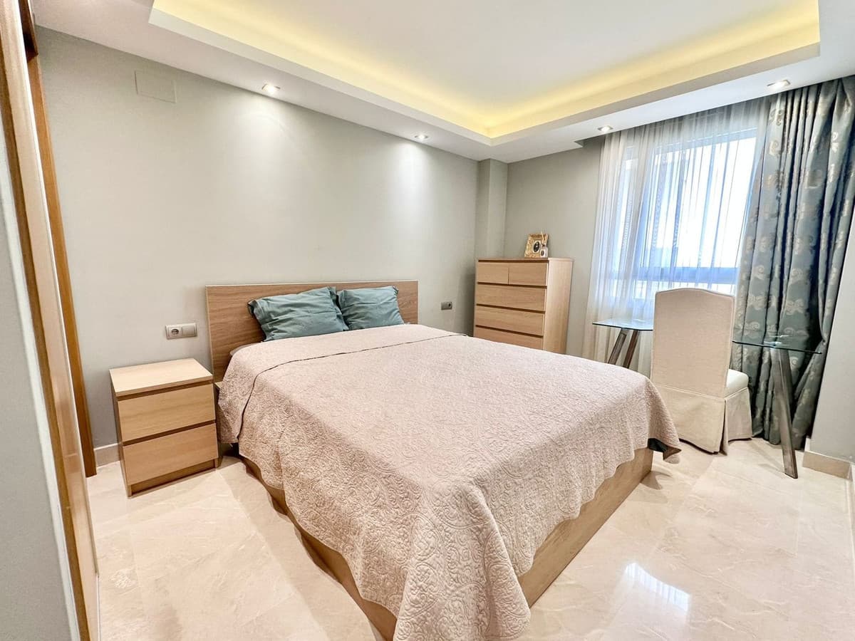 Middle Floor Apartment in San Pedro de Alcántara — photo 4 of 10