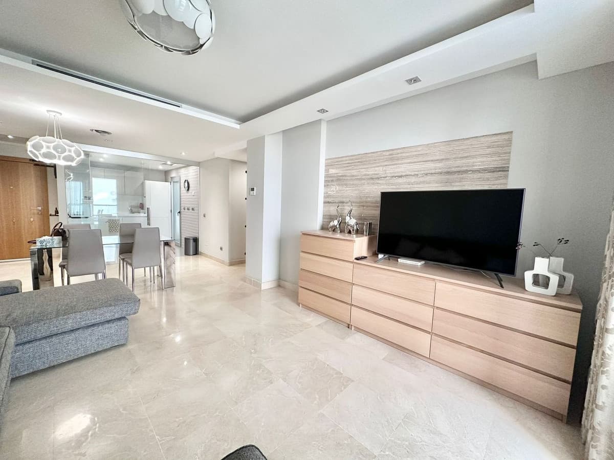 Middle Floor Apartment in San Pedro de Alcántara — photo 6 of 10