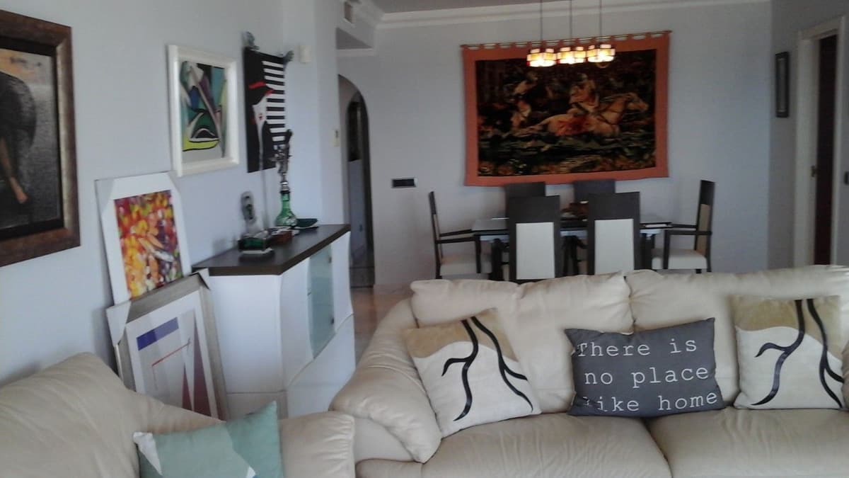 Middle Floor Apartment in Puerto Banús — photo 10 of 10
