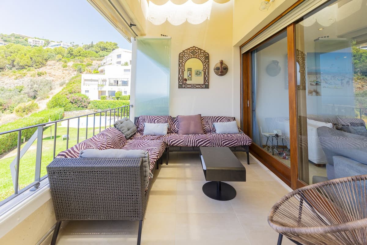 Duplex in Altos de los Monteros — photo 5 of 10
