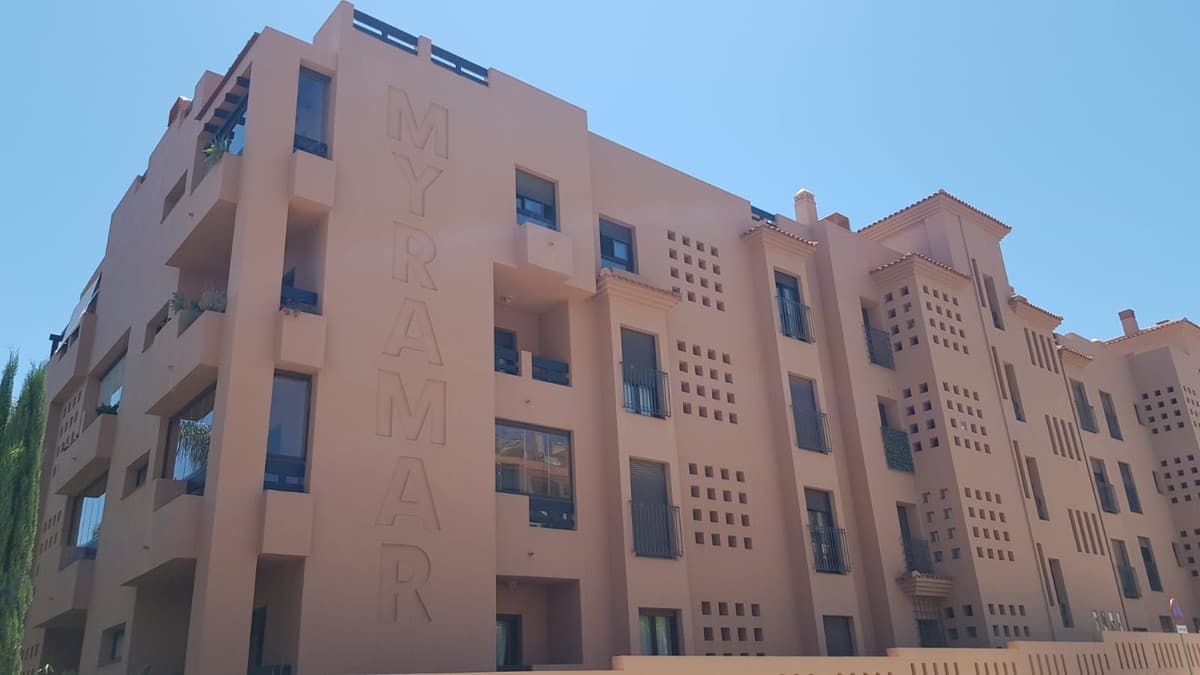 Top Floor Apartment in Benalmadena — photo 2 of 10