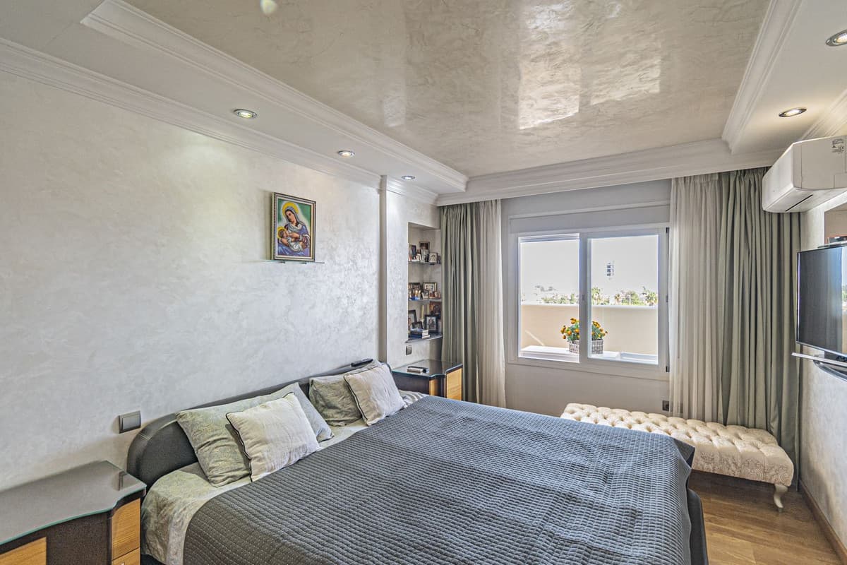 Top Floor Apartment in Diana Park — photo 5 of 10