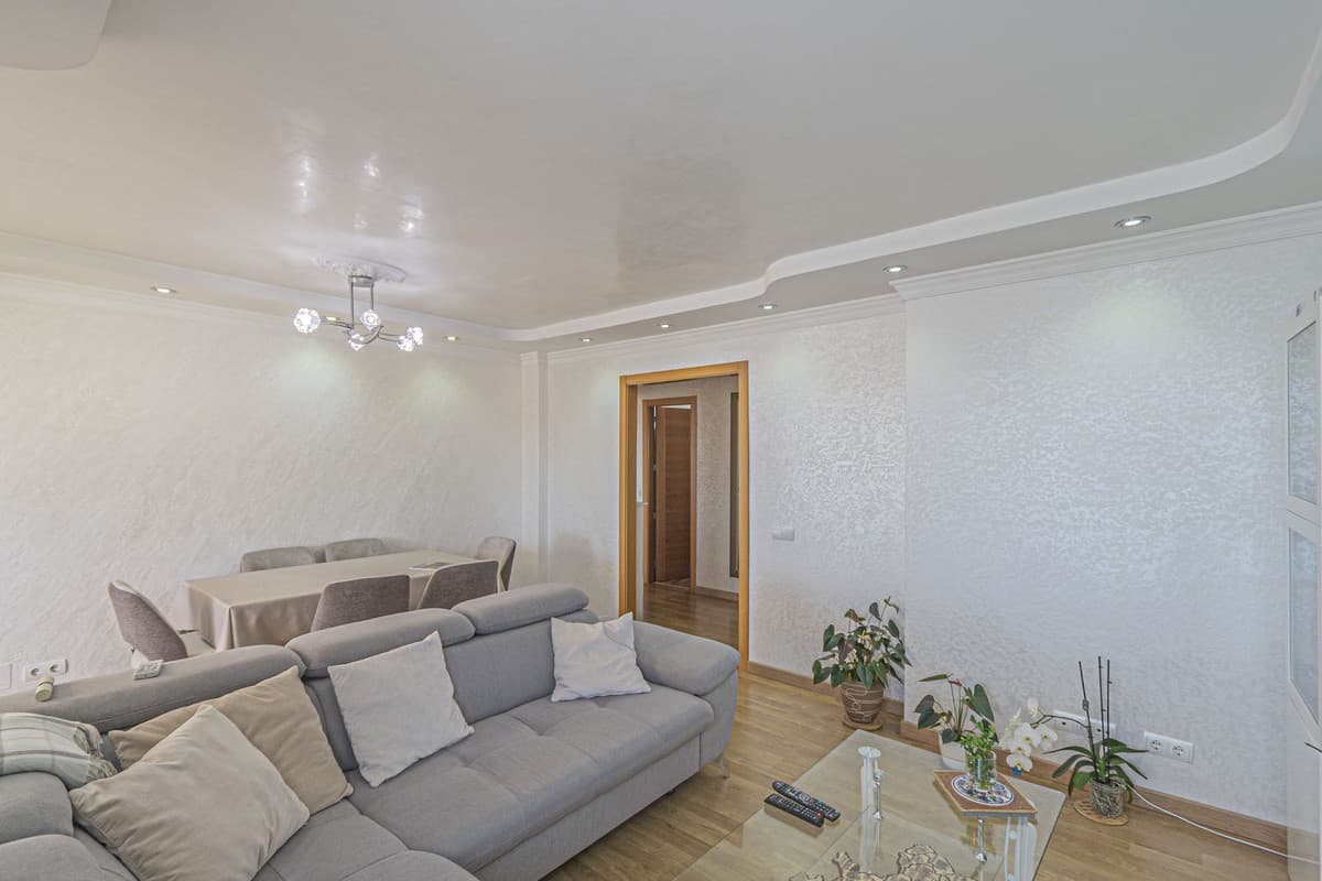 Top Floor Apartment in Diana Park — photo 10 of 10