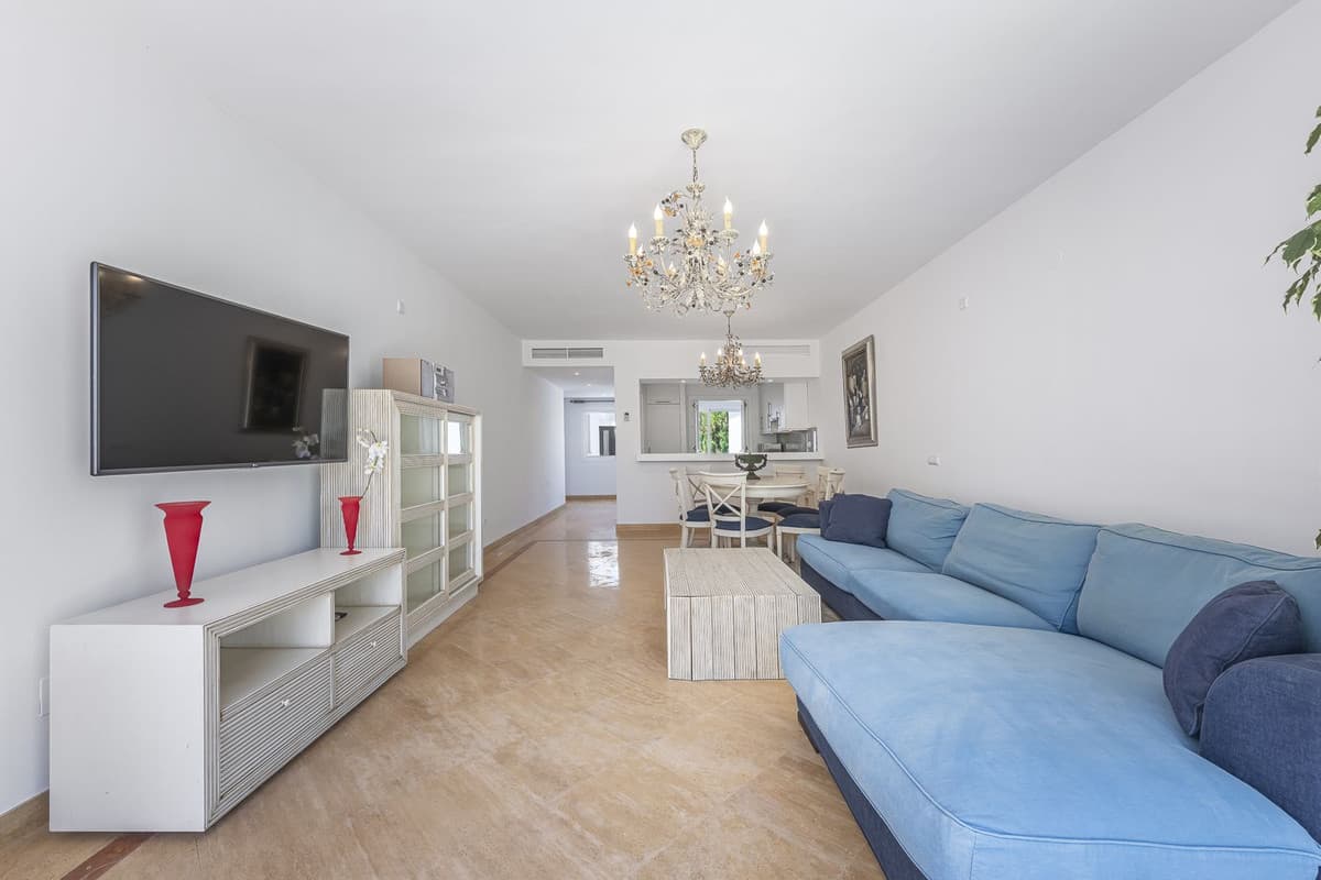 Top Floor Apartment in Río Real — photo 8 of 10