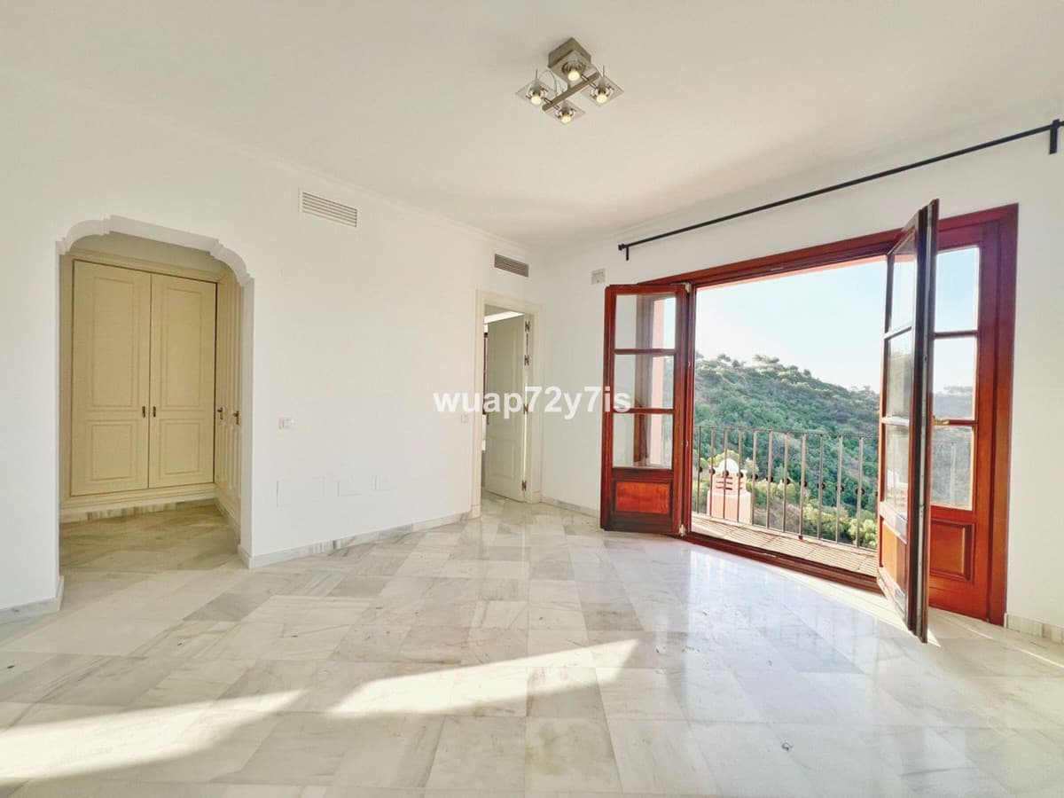 Semi-Detached House in Benahavís — photo 6 of 10