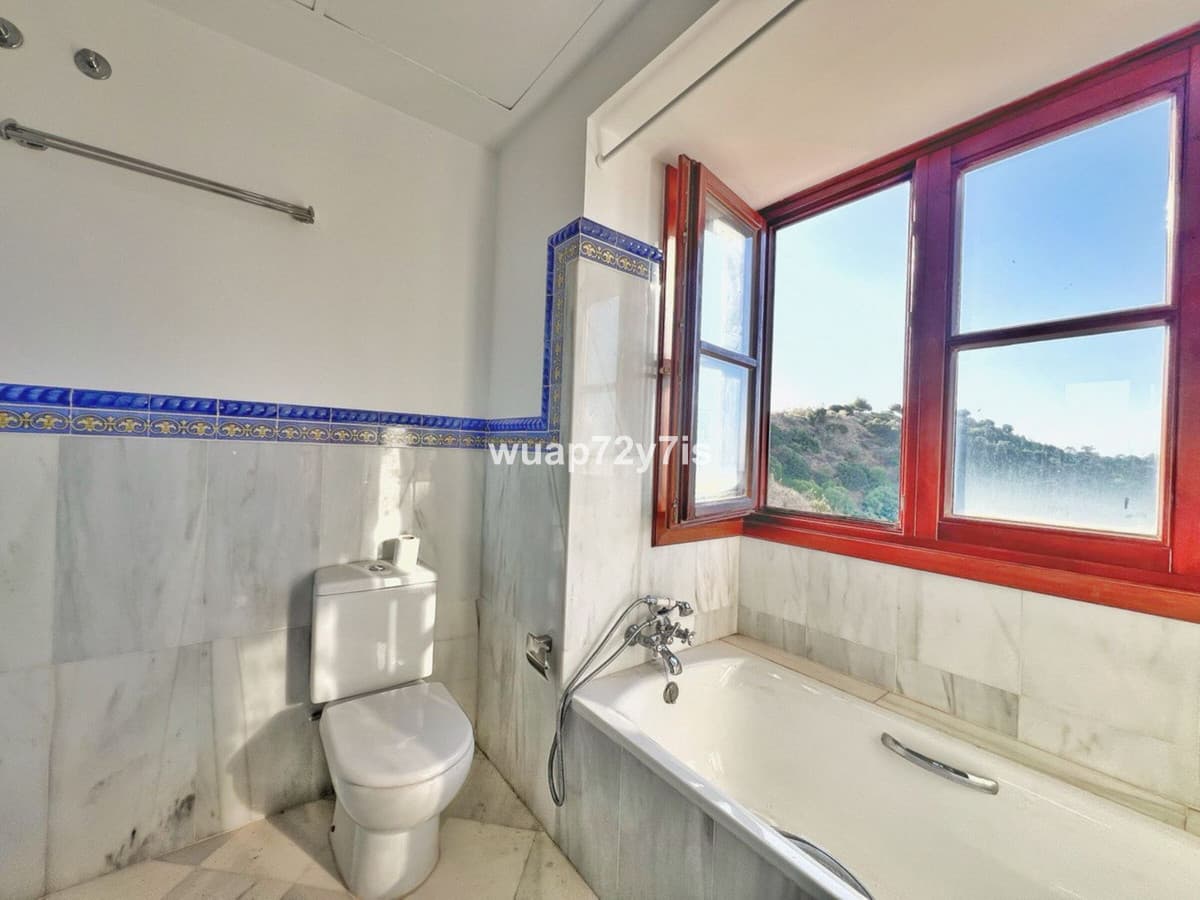 Semi-Detached House in Benahavís — photo 7 of 10