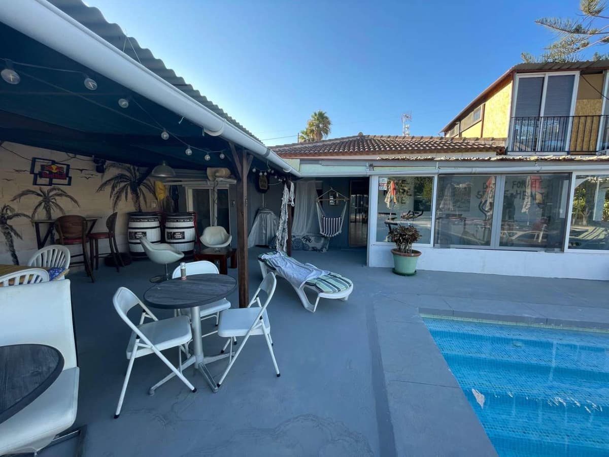 Detached Villa in Alhaurín el Grande — photo 4 of 10