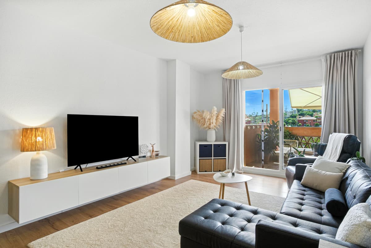 Middle Floor Apartment in Reserva de Marbella — photo 2 of 10