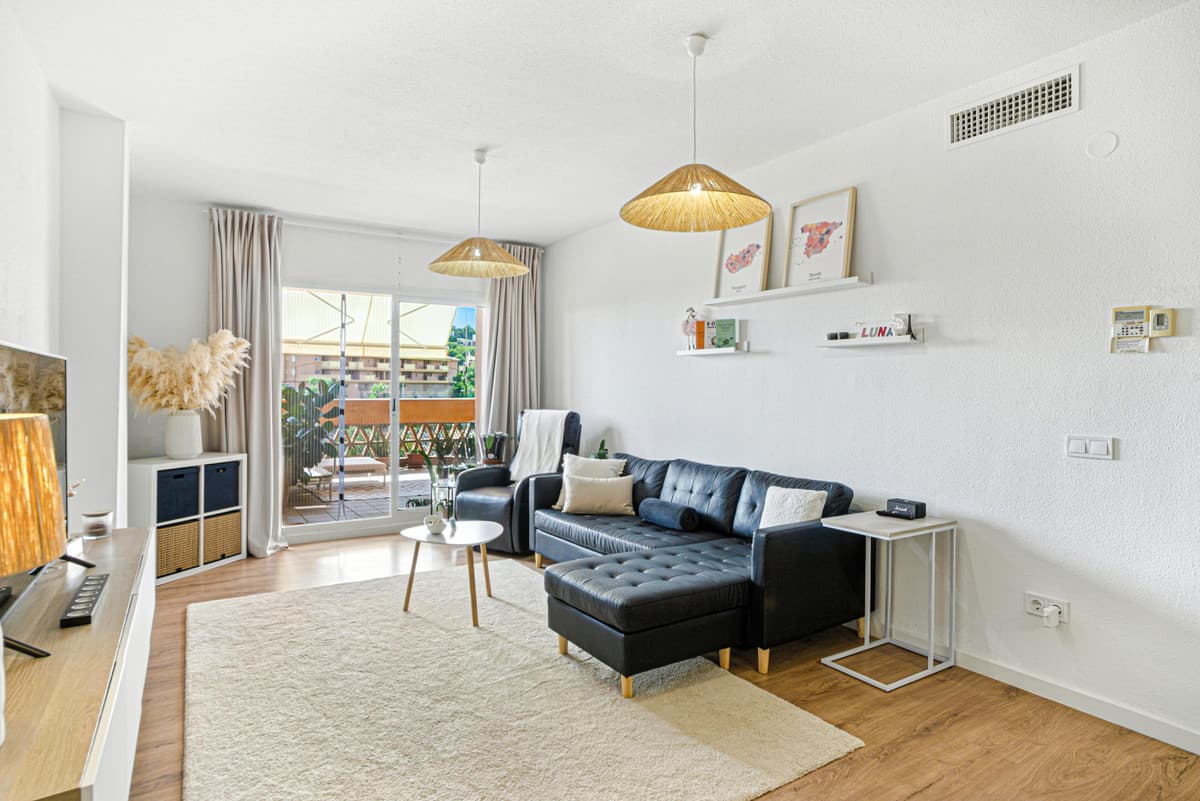 Middle Floor Apartment in Reserva de Marbella — photo 7 of 10