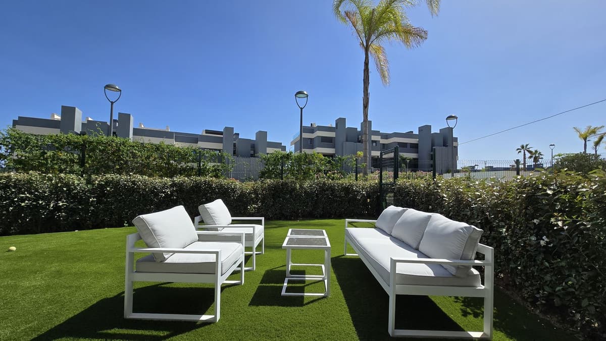 Ground Floor Apartment in Estepona — photo 6 of 10