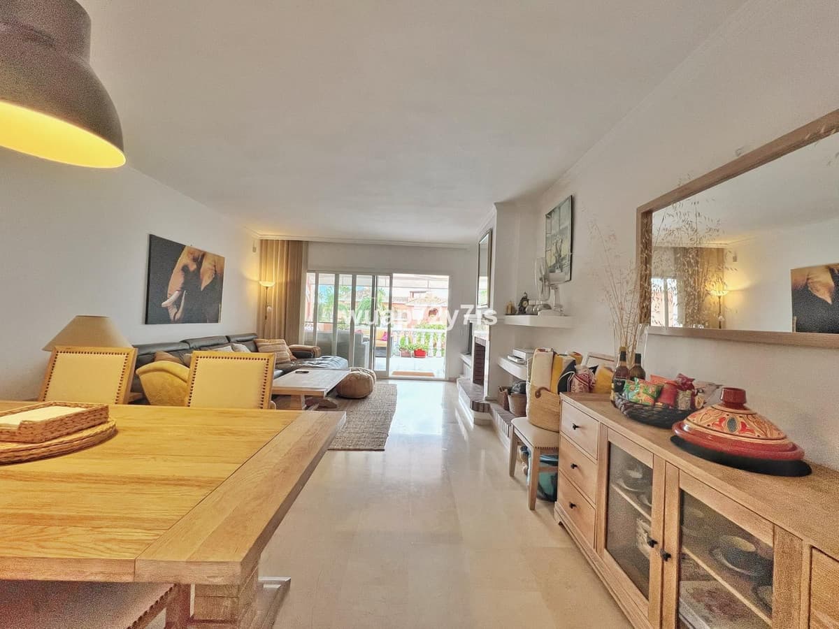 Middle Floor Apartment in Costalita — photo 5 of 10