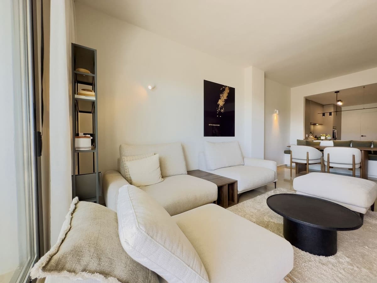 Middle Floor Apartment in Manilva — photo 6 of 10