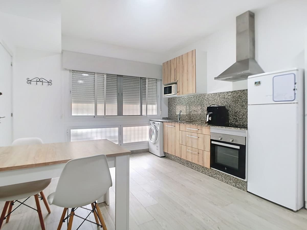 Ground Floor Apartment in Málaga Centro — photo 3 of 10
